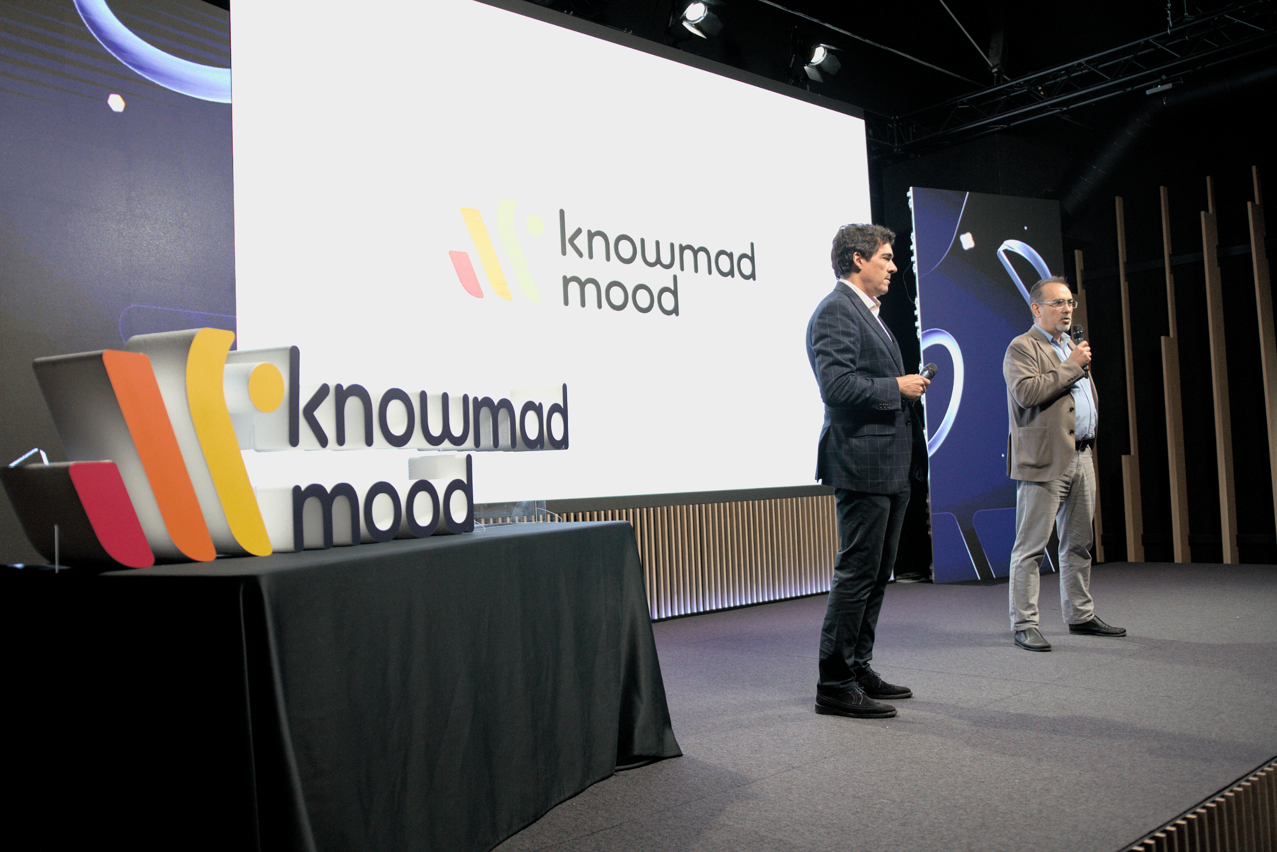 knowmad mood evolução